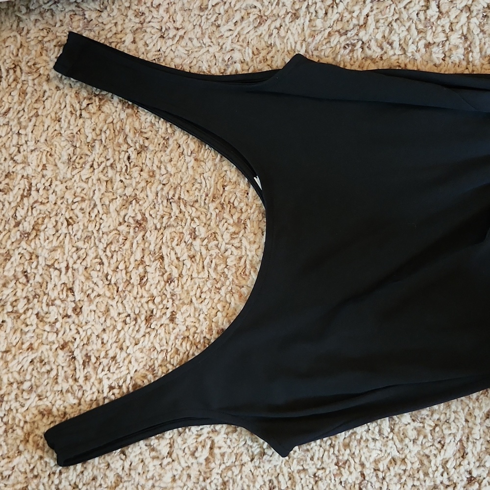 Vince. Scoop neck camisole wrap dress - Picture 4 of 7